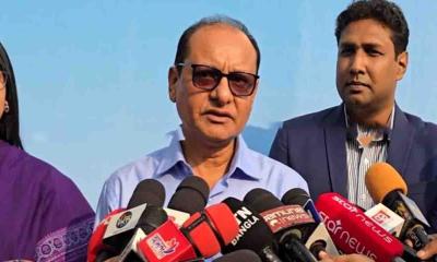 শিক্ষার্থীরা জানুয়ারির শুরুতেই সব বই হাতে পাবে: গণশিক্ষা উপদেষ্টা