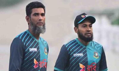 অবশেষে দল পেলেন মুশফিক-মাহমুদউল্লাহ