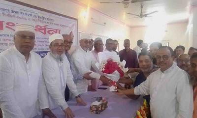 দিনাজপুরে হুইপ আখতারুজ্জামান মিয়াকে সংবর্ধনা