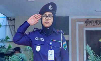 প্রথম নারী পুলিশ সুপার পেল বরিশাল