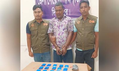 দুই হাজার পিস ইয়াবাসহ বাসচালক গ্রেপ্তার