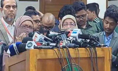 নির্বাচনী প্রচারণায় নারী নির্যাতন বন্ধে ইসিতে স্মারকলিপি