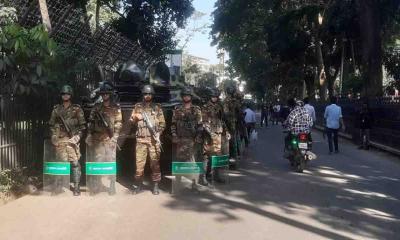 ট্রাইব্যুনাল এলাকায় সেনা মোতায়েন