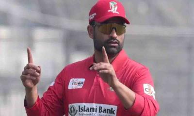 বিপিএলের ইতিহাসে প্রথমবার থাকছেন না তামিম ইকবাল