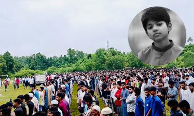 অপ্রতিমের প্রথম জানাজা কুবিতে সম্পন্ন