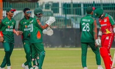 জিম্বাবুয়ের বিপক্ষে বড় জয়ে শীর্ষে বাংলাদেশ