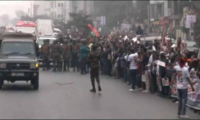 জাতীয় পতাকা হাতে তারেক রহমানকে শুভেচ্ছা নেতাকর্মীদের