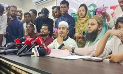 পঞ্চগড়-১ আসনের মনোনয়ন ফরম কিনলেন সারজিস আলম
