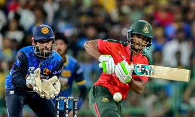মাহেদি হাসানের চার উইকেট ও তানজিদের ফিফটিতে সিরিজ বাংলাদেশের
