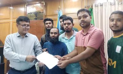 বেরোবিতে নিয়োগে নিজস্ব শিক্ষার্থীদের অগ্রাধিকার দাবি