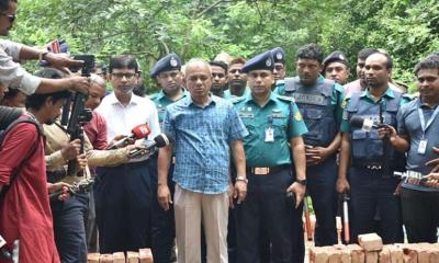 জুলাই শহীদদের শনাক্তে ডিএনএ টেস্ট করা হবে: স্বরাষ্ট্র উপদেষ্টা