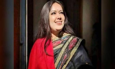 আমার হাঁস আমার চাষ করা ধানই খাইবো: রুমিন ফারহানা
