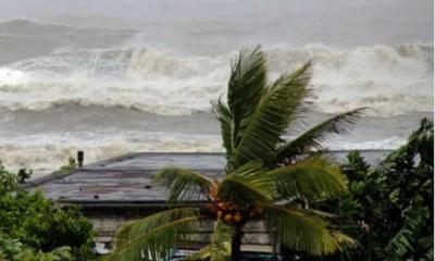 রাতের মধ্যে ৬ জেলায় ঝড়ের পূর্বাভাস, নদীবন্দরে সতর্কতা সংকেত