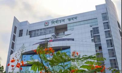 নির্বাচন কর্মকর্তাদের প্যানেল গঠনের নির্দেশ দিল ইসি