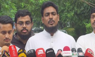 পাকিস্তানের উপ-প্রধানমন্ত্রী: একাত্তরের ইস্যু সমাধান করা উচিত
