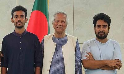 প্রধান উপদেষ্টার সঙ্গে বৈঠক করতে যমুনায় নাহিদ-আসিফ