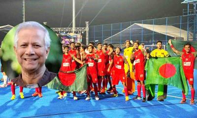 চ্যাম্পিয়ন হকি দলকে প্রধান উপদেষ্টার অভিনন্দন