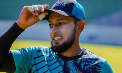 বিপিএলে দল না পেয়ে ফেসবুকে মুশফিকের পোস্ট