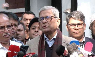 দেশের ক্রান্তিলগ্নে খালেদার বিদায়ে মানুষ মর্মাহত