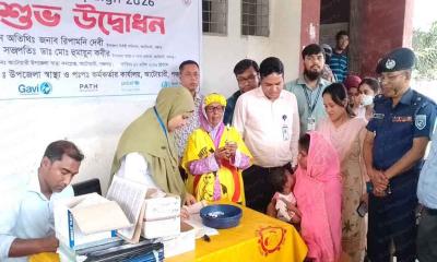 আটোয়ারীতে হাম-রুবেলা টিকাদান কর্মসূচির উদ্বোধন