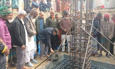 বিরলে ঝাড়পুকুর বায়তুল মামুর জামে মসজিদের ছাদ ঢালাই কাজের উদ্বোধন