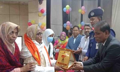 দিনাজপুরে বেগম রোকেয়া দিবস ও নারী নির্যাতন প্রতিরোধ পক্ষ পালিত