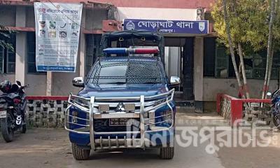 ঘোড়াঘাটে জুয়ার আসর থেকে নগদ টাকাসহ গ্রেফতার ৪