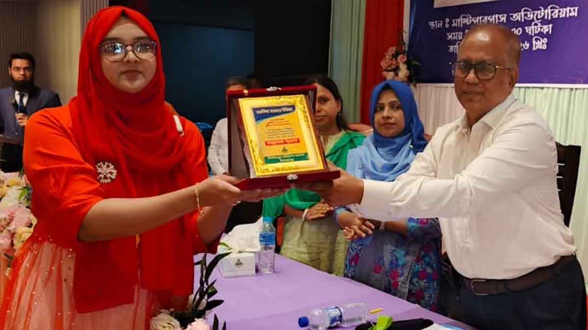 দিনাজপুর মেডিকেল কলেজে নবীন শিক্ষার্থীদের ওরিয়েন্টেশন