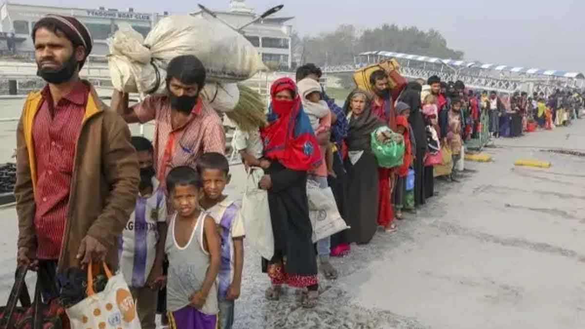 সৌদিতে ২২ হাজার রোহিঙ্গাকে পাসপোর্ট দিল বাংলাদেশ সরকার