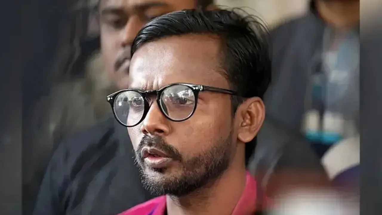 মনোনয়নপত্র জমার সুযোগ পেলেন হিরো আলম, দিলেন নতুন বার্তা