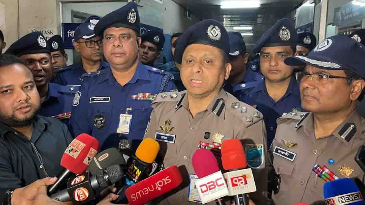 তরুণীকে ছিনিয়ে নিয়ে হত্যা কাণ্ডে গ্রেপ্তার ৫
