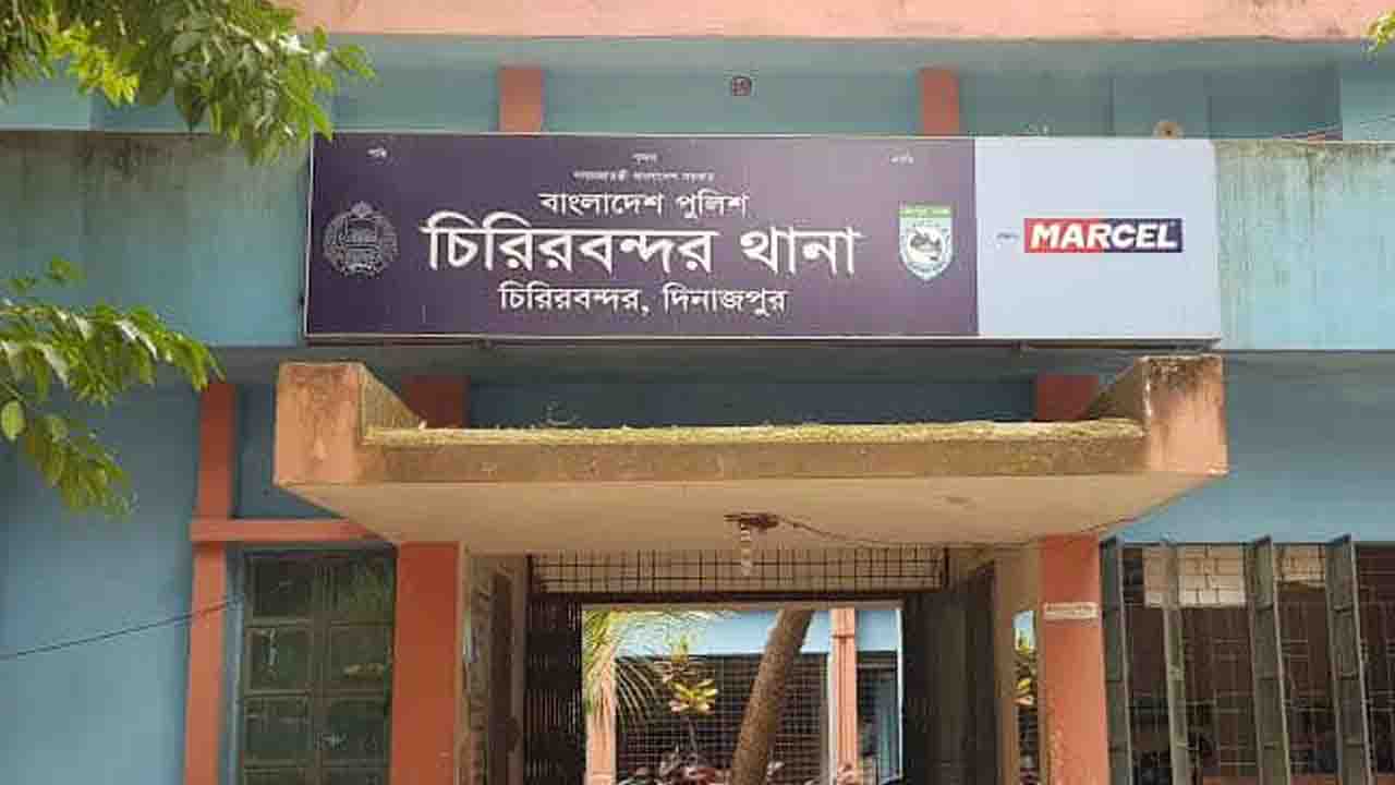 চিরিরবন্দরে ২০০ পিস ইয়াবাসহ কুখ্যাত মাদক ব্যবসায়ী আটক