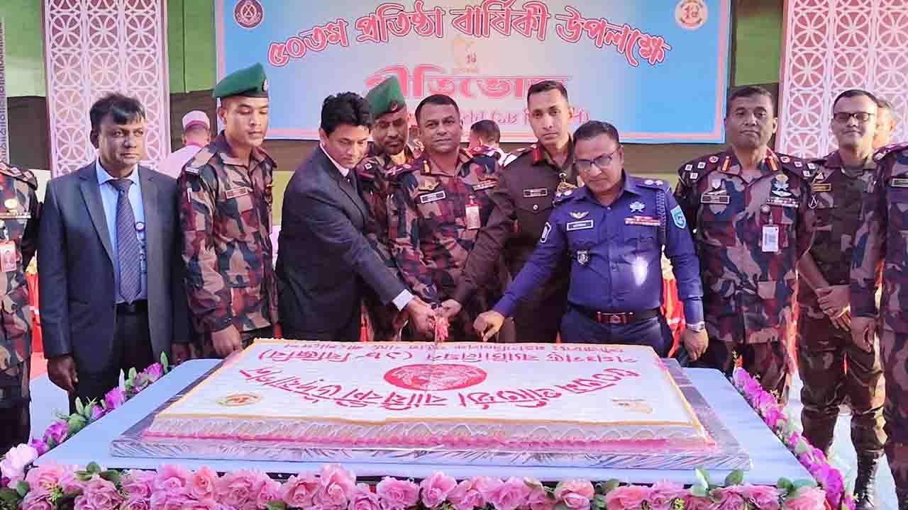 পঞ্চগড়ে ১৮ বিজিবি ব্যাটালিয়নের সুবর্ণজয়ন্তী উদযাপিত