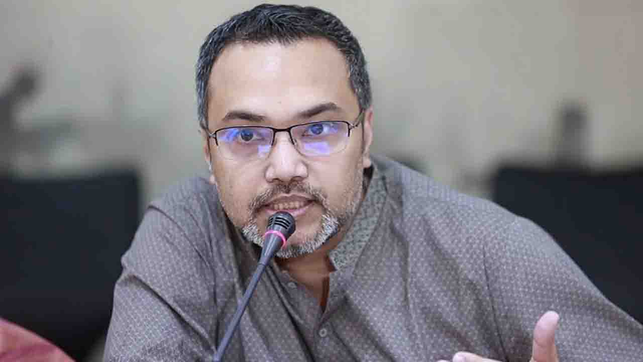 লটারি বাদ দিয়ে আবার ভর্তি পরীক্ষায় ফিরছে সরকার