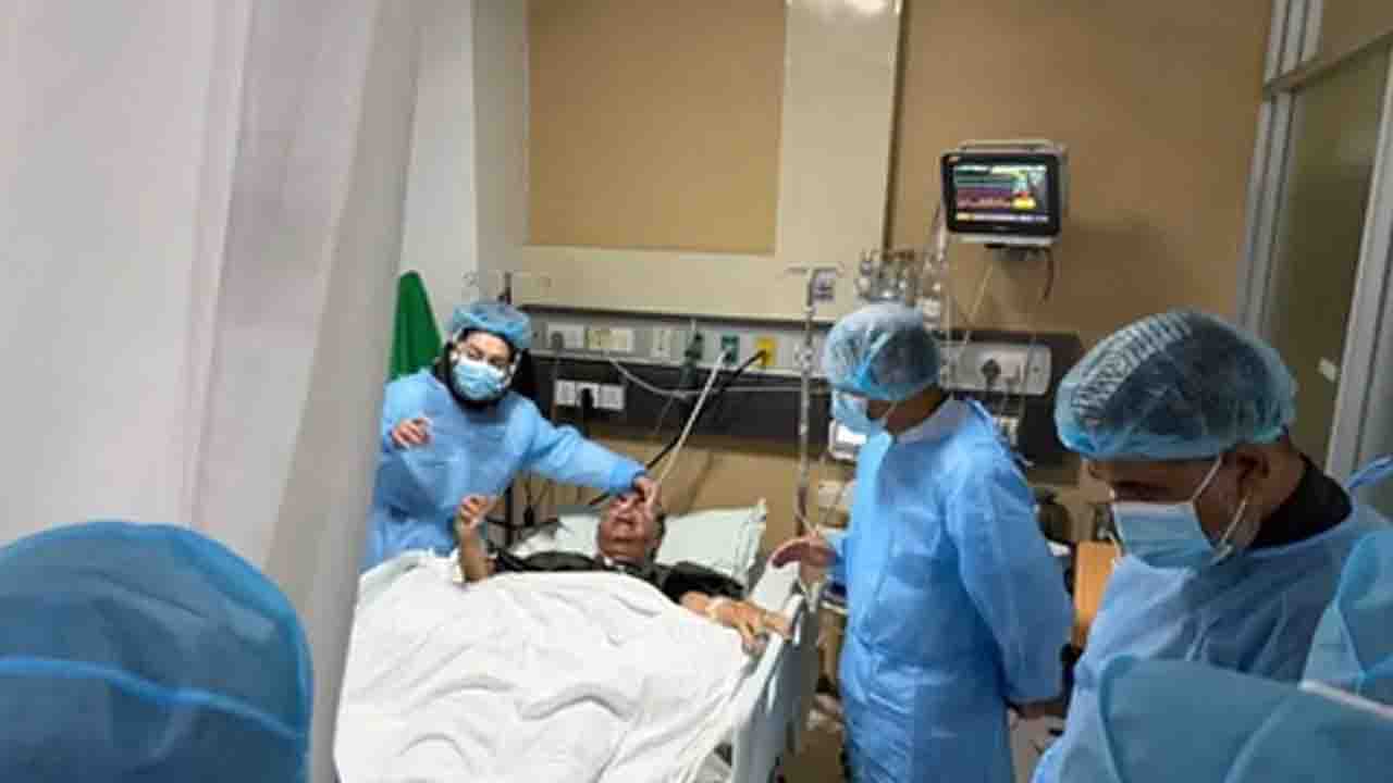 মির্জা আব্বাসের মস্তিষ্কে সফল অস্ত্রোপচার সম্পন্ন