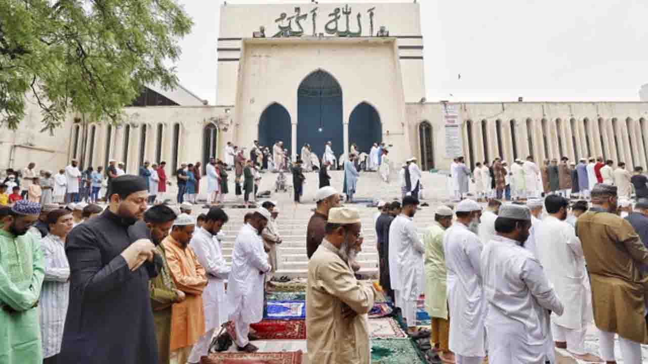 জাতীয় মসজিদে ঈদের ৫ জামাতের সময়সূচি প্রকাশ