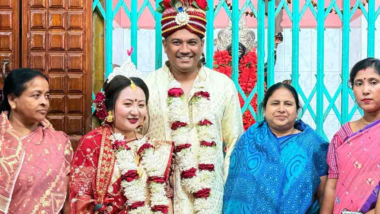 ভালোবাসার টানে ফেনীতে এসে ফিলিপাইনি তরুণীর বিয়ে