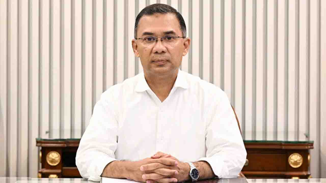 শনিবারের ছুটির দিনেও অফিস করবেন প্রধানমন্ত্রী