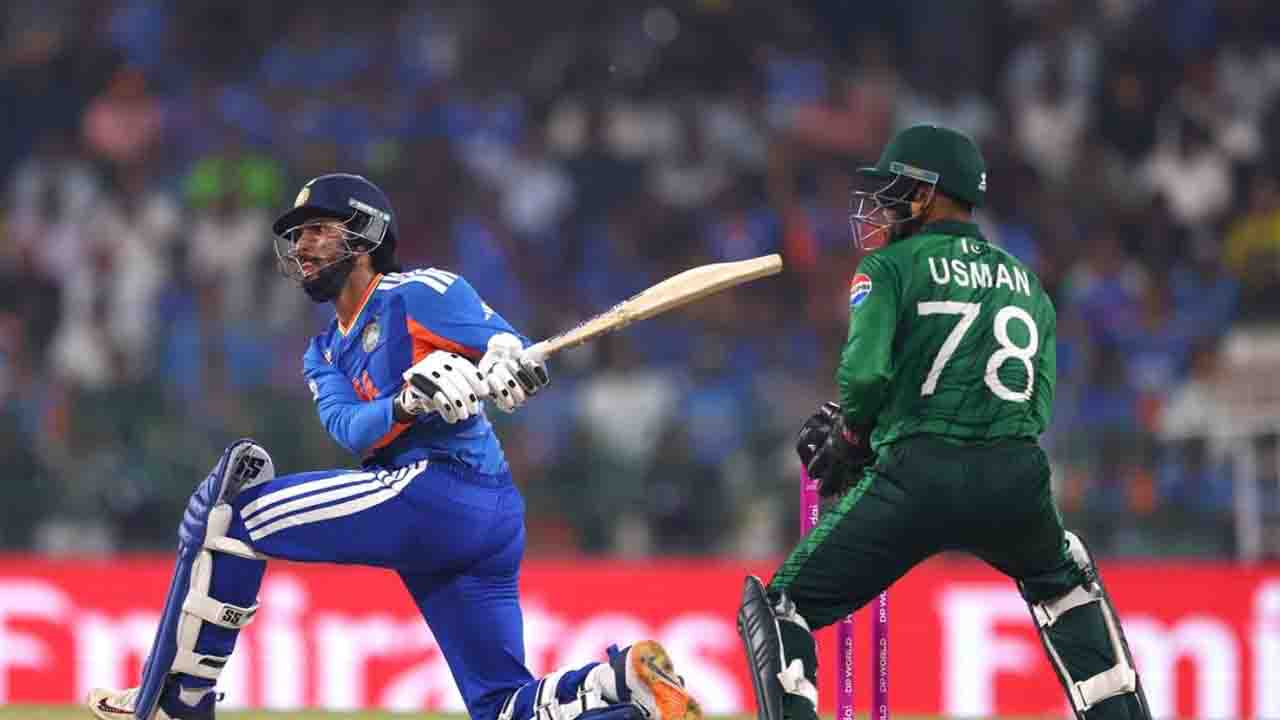 ভারতের বিপক্ষে পাকিস্তানের জয়ের লক্ষ্য ১৭৬ রান নির্ধারিত