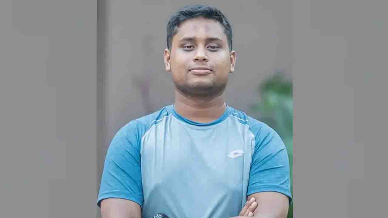 হঠাৎ ফেসবুকে হাসনাত আব্দুল্লাহর পোস্ট