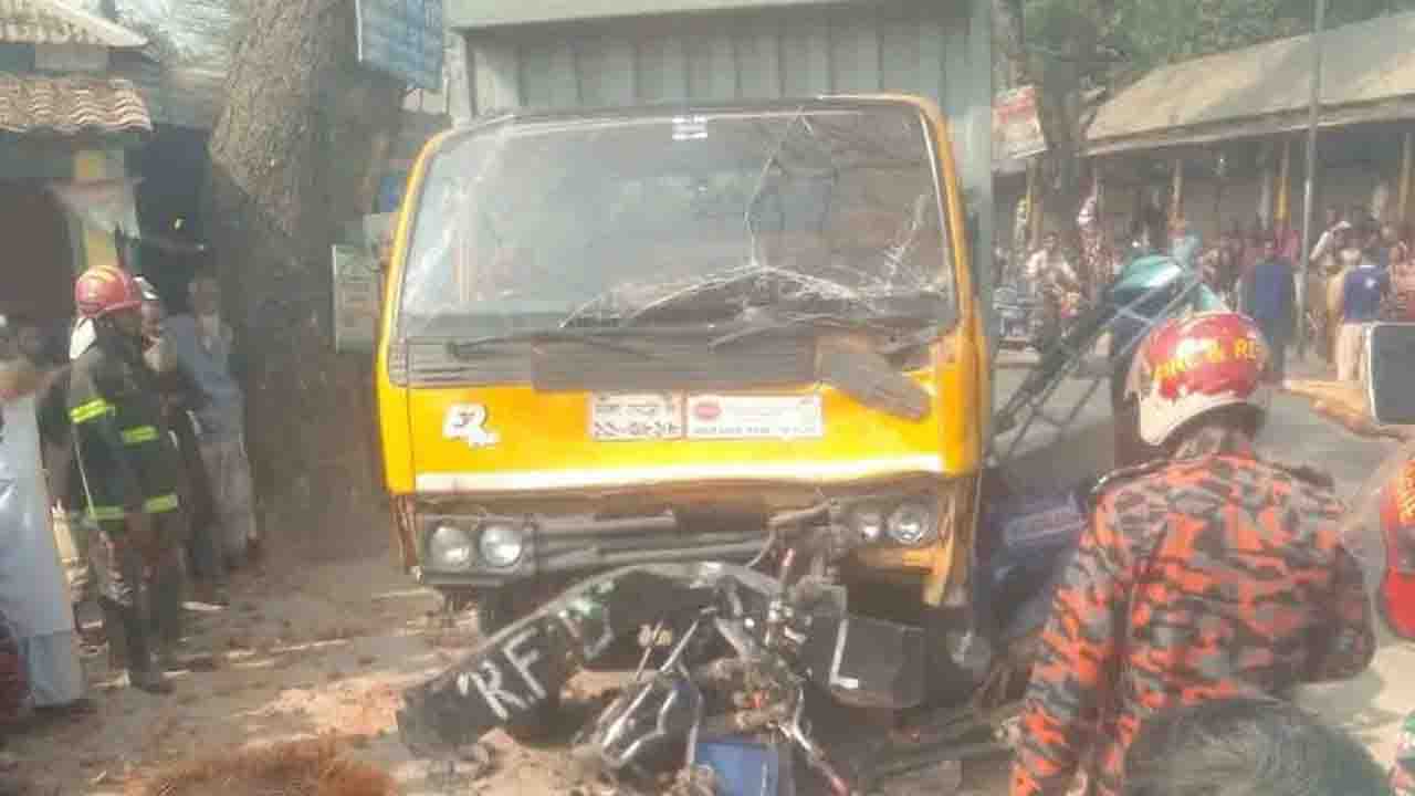 সাদুল্যাপুরে কাভার্ড ভ্যান ও সিএনজি সংঘর্ষে নিহত ২