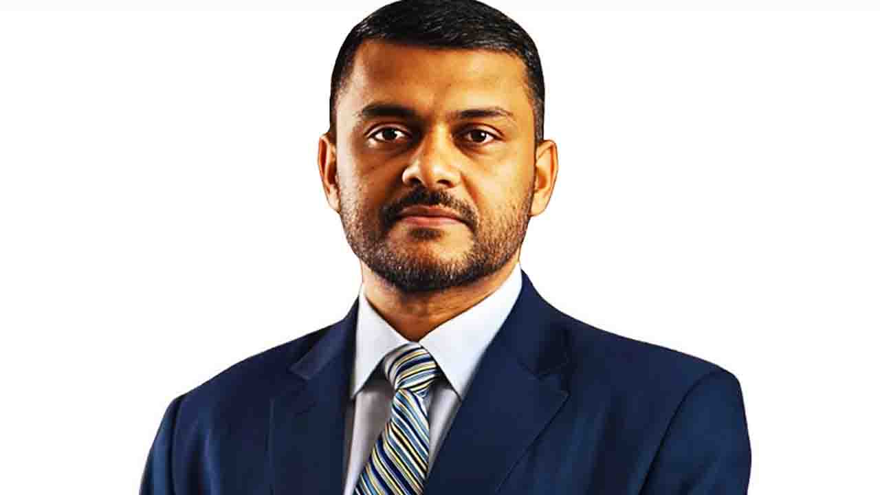 আইনজীবী শিশির মনিরের বিরুদ্ধে মামলা, তদন্তে ডিবি