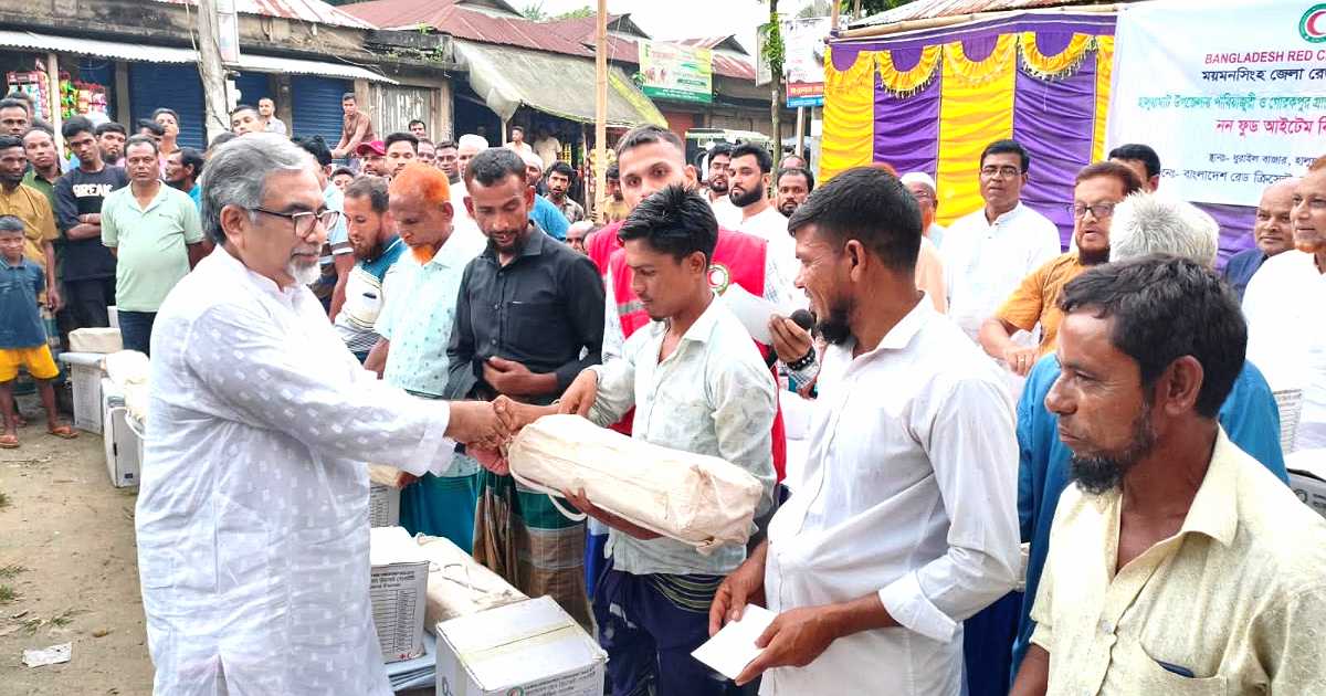 দুর্যোগ মোকাবিলায় এক লাখ স্বেচ্ছাসেবী নিচ্ছে সরকার