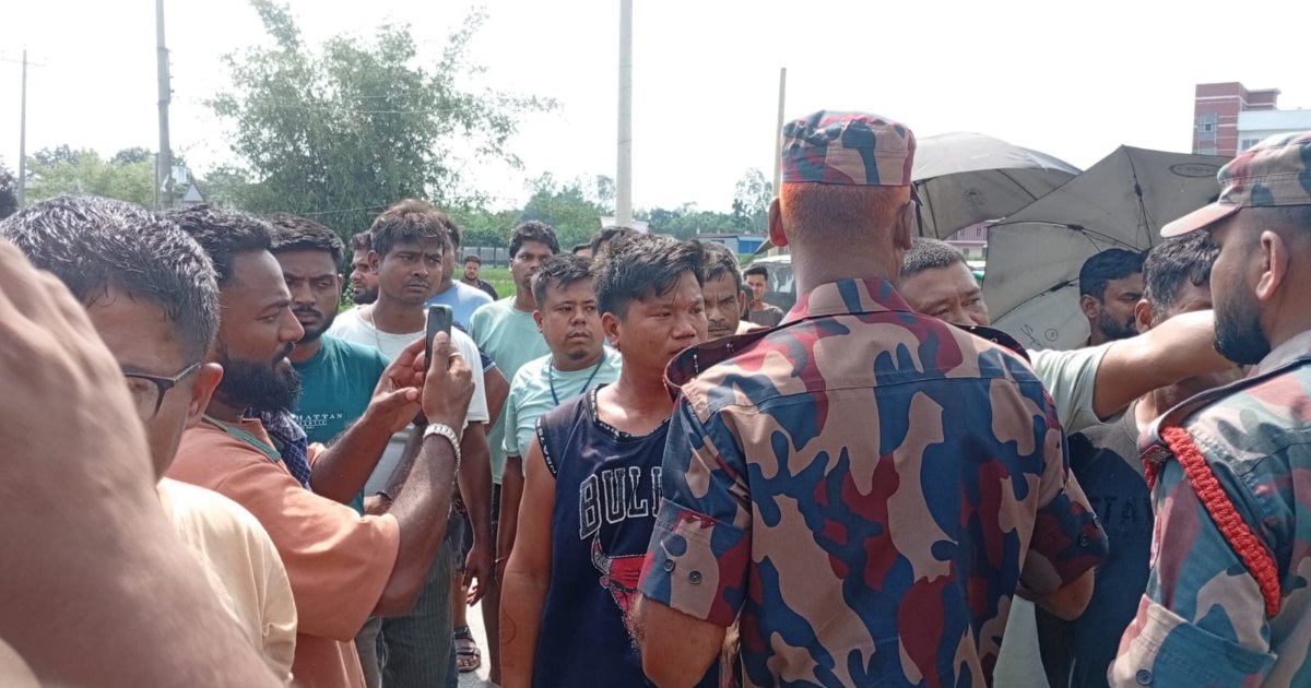 বাংলাবান্ধায় ভুটানের চালককে মারধর: আমদানি-রপ্তানি ব্যাহত