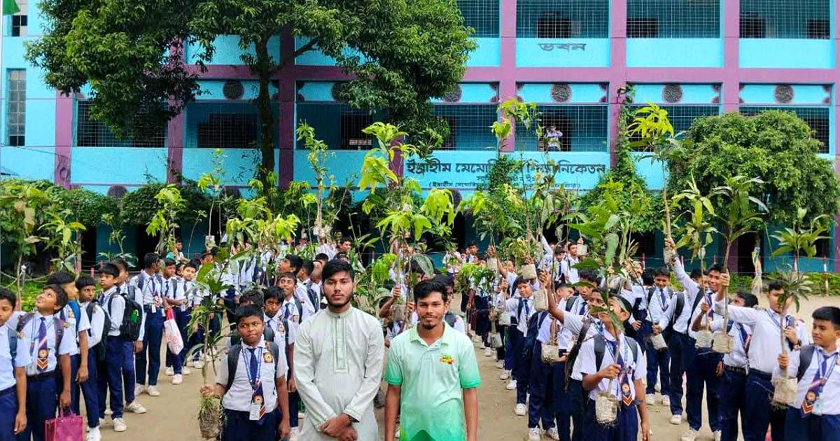 বীরগঞ্জে ইসলামী ছাত্রশিবিরের বৃক্ষরোপণ কর্মসূচি অনুষ্ঠিত