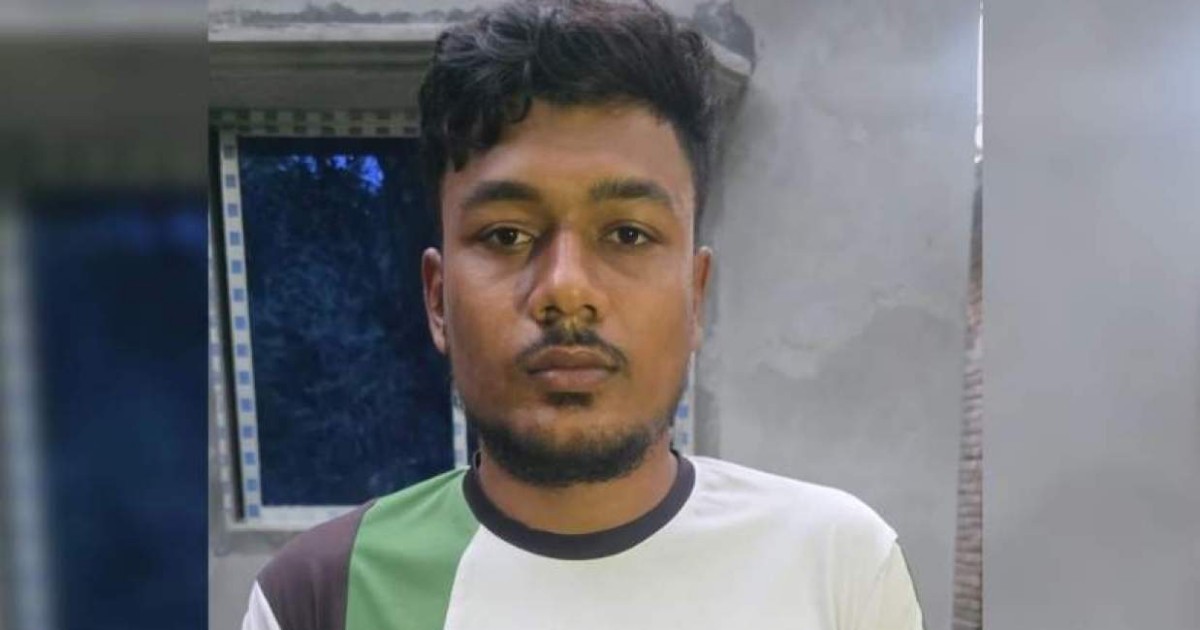 প্রধানমন্ত্রীকে নিয়ে ফেসবুকে বিতর্কিত মন্তব্য করায় যুবক গ্রেপ্তার