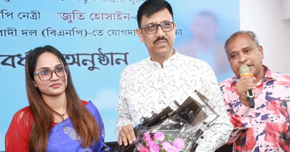 এনসিপির দুই শতাধিক নেতাকর্মী বিএনপিতে যোগ দিলেন