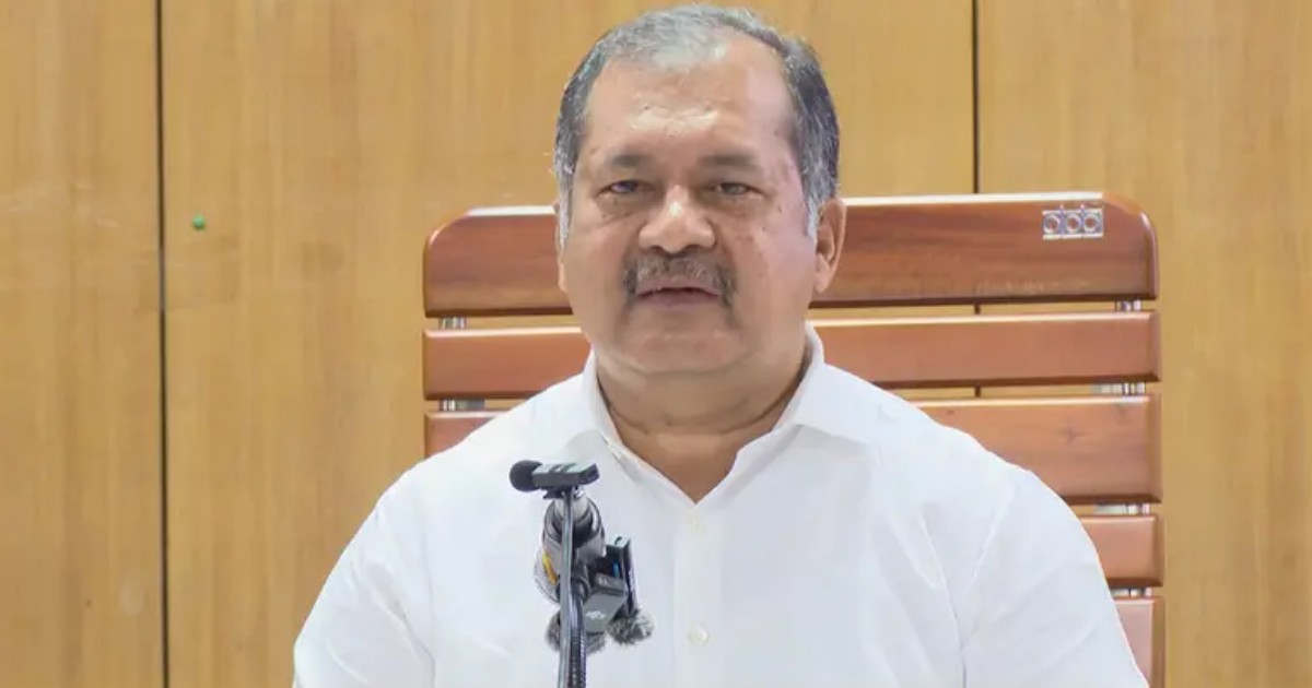 সরকারের সমালোচনা অপরাধ নয়, রাষ্ট্রের বিরুদ্ধে বক্তব্য অপরাধ:তথ্যমন্ত্রী