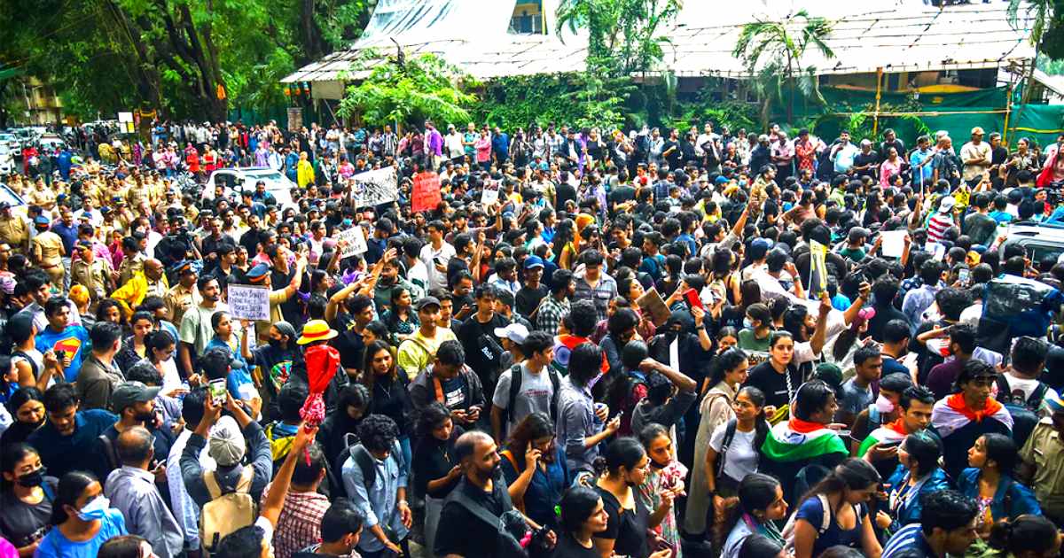 শিক্ষার্থীদের মাদক মামলায় ফাঁসানোর হুমকি মুম্বাই পুলিশের