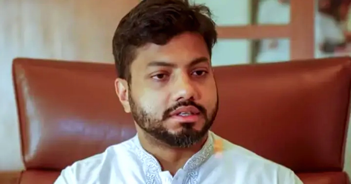 ইশরাক হোসেনের পদত্যাগপত্র গ্রহণ করলেন রাষ্ট্রপতি, প্রজ্ঞাপন জারি